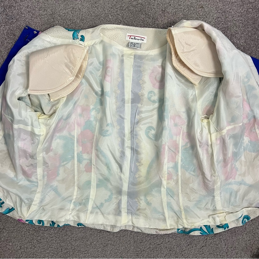 Talbots Vintage 100% Silk Embroidered Floral Skirt Suit Set Size 16 - Picture 6 of 13